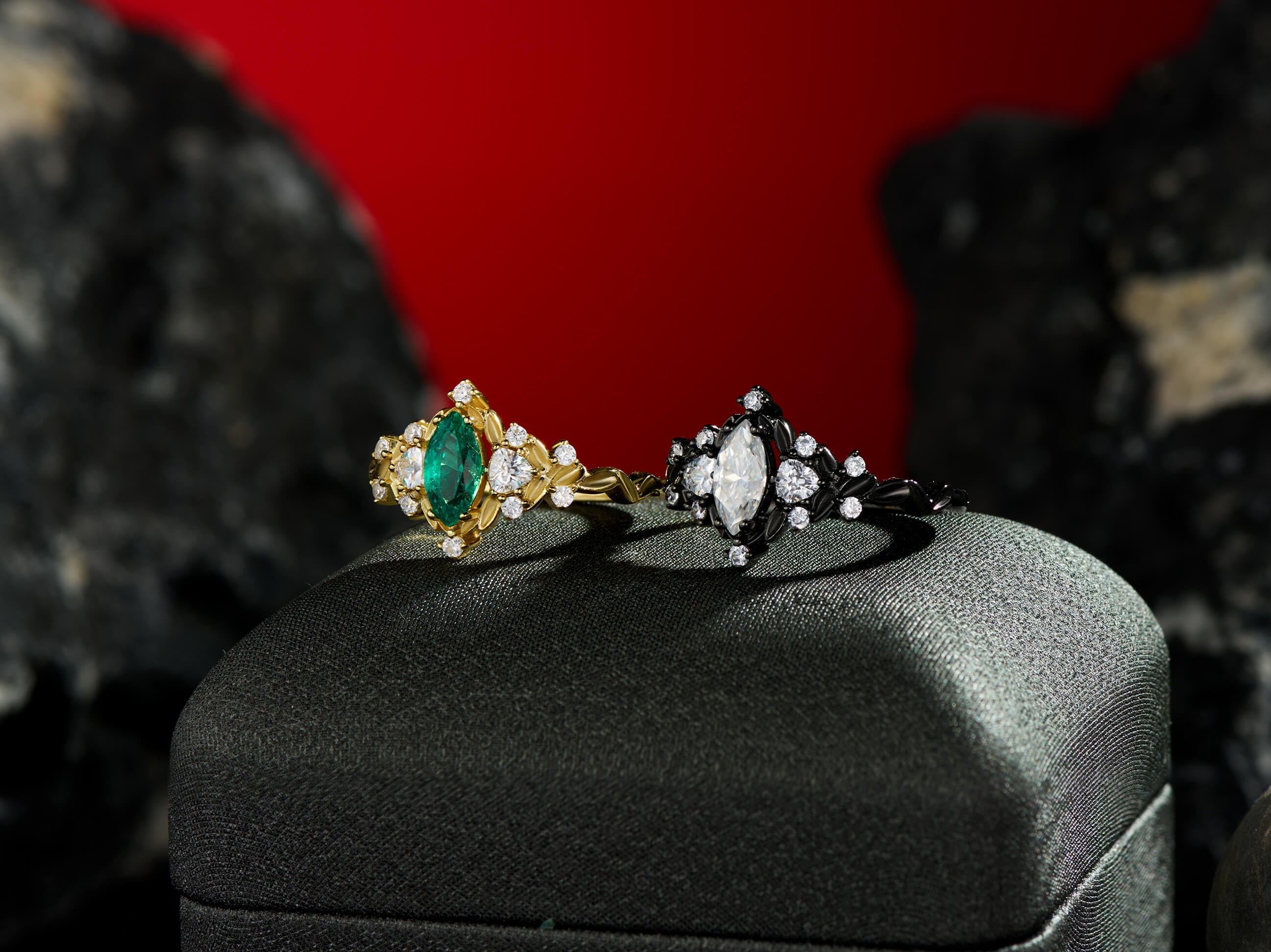 Emerald’s Dark Majesty: Why Gothic Lovers Are Obsessed with Its Royal Green